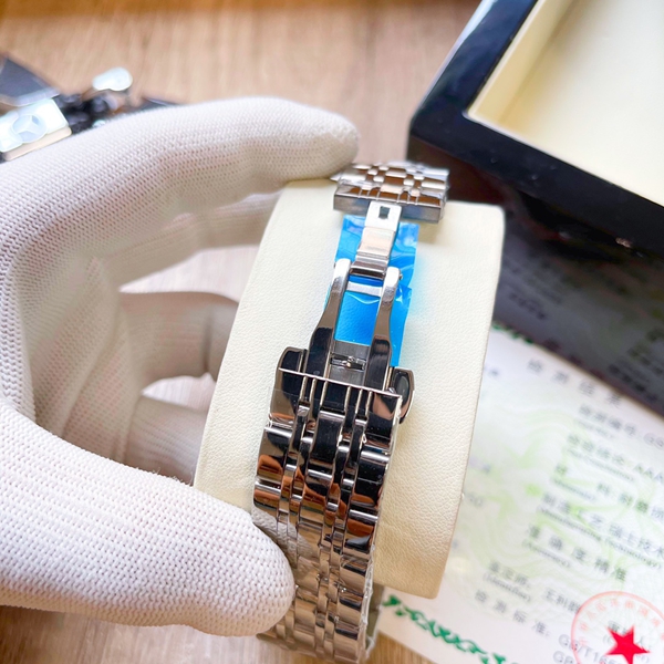 ブランド時計内部構造